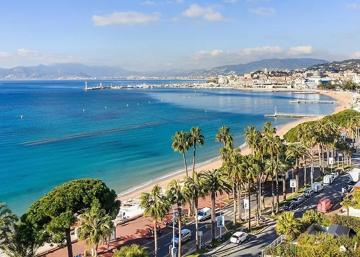2 Bedrooms Appartement Entierement Renove Cannes - 200M De La Plage